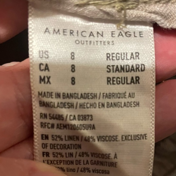 American eagle cargo high  rise pants size 8us - Picture 8 of 8